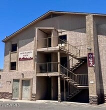 Building Photo - 602 E Townley Ave