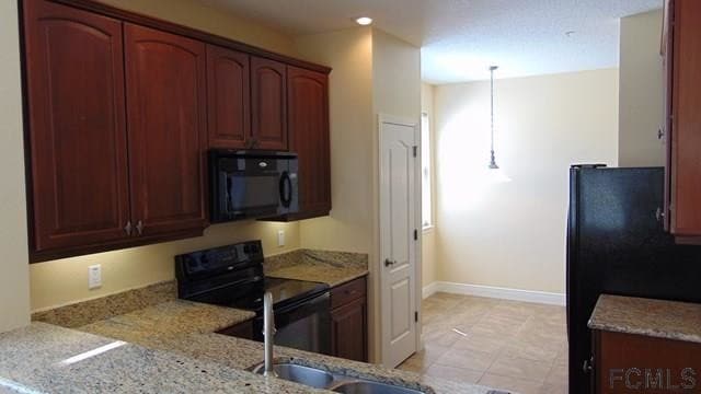 Foto del edificio - 95 Riverview Bend S