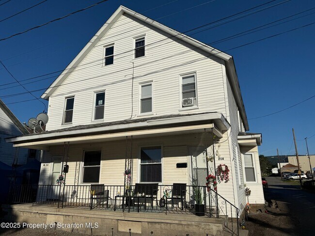 Foto del edificio - 216 14th Ave