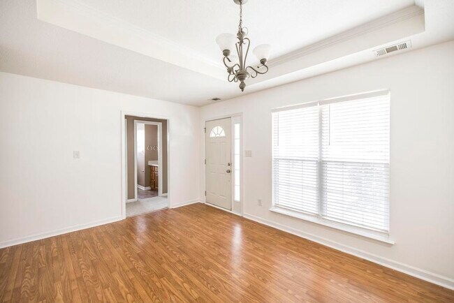 Foto del edificio - 205 Wembley Dr