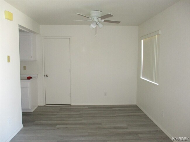Building Photo - 5080 La Calzada Rd