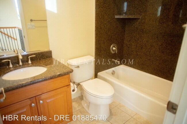Building Photo - 1 br, 1 bath House - 705 West Woodside Ave.