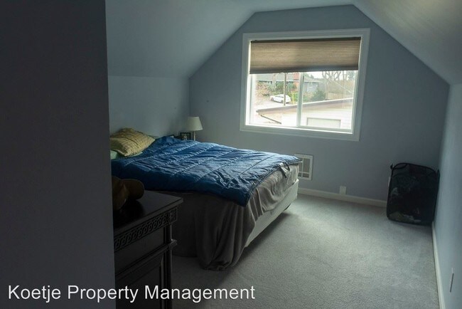 3 Br 2 Bath House 621 S Jerome St For In Oak Building Photo 3 Br 2 Bath House 621 S Jerome St