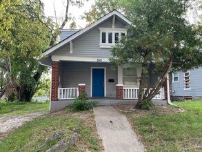 Building Photo - 3511 Monroe Ave