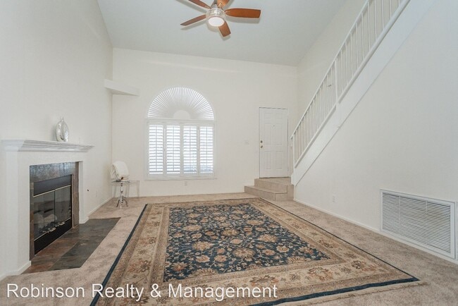 Building Photo - 2 br, 2.5 bath House - 2621 Twin Pines Ave