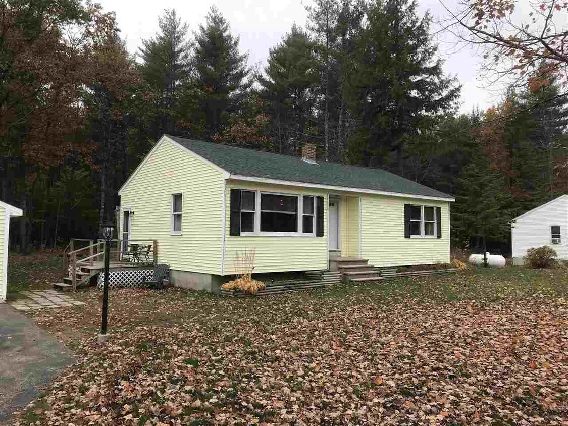 86 Whitelaw Dr, Conway, NH 03813 House for Rent in Conway, NH