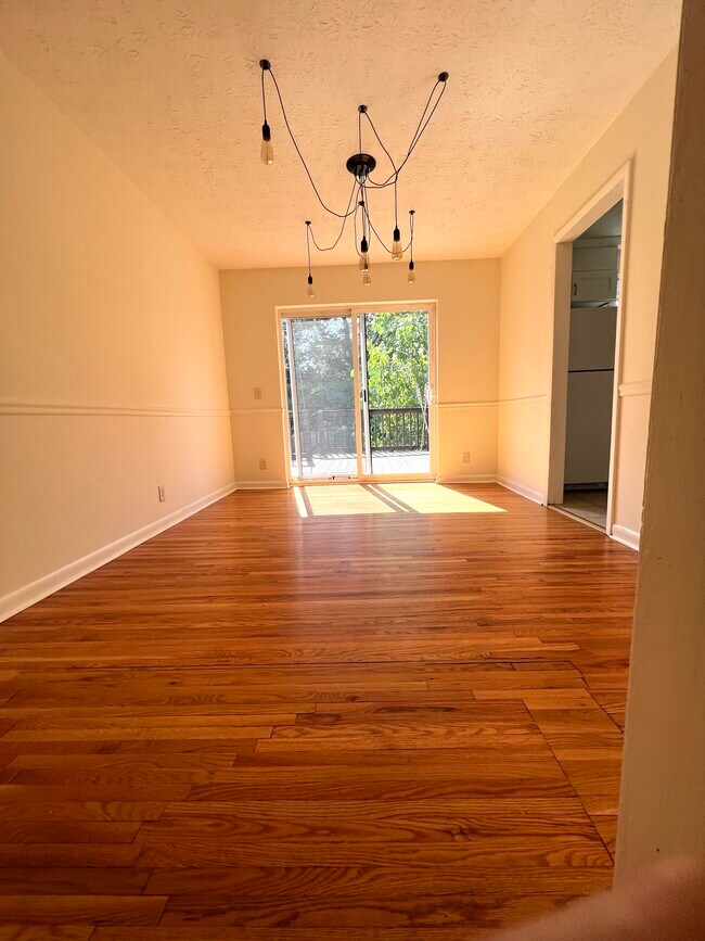 Foto del edificio - 609 Nashua Ln