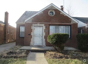 Building Photo - 13055 Canonbury Ave