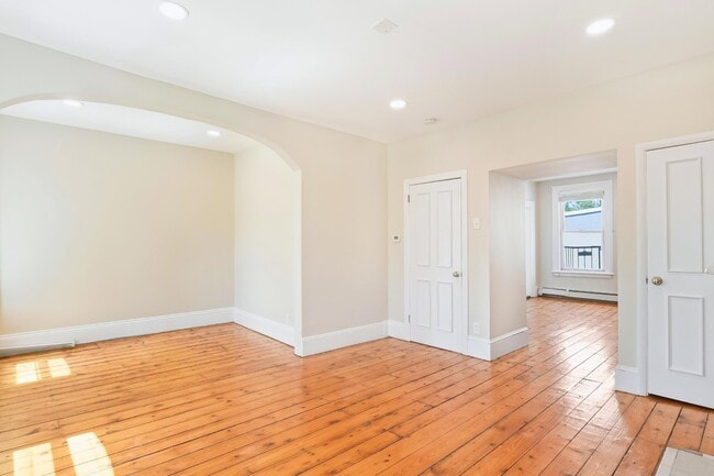 Building Photo - 244 1st St