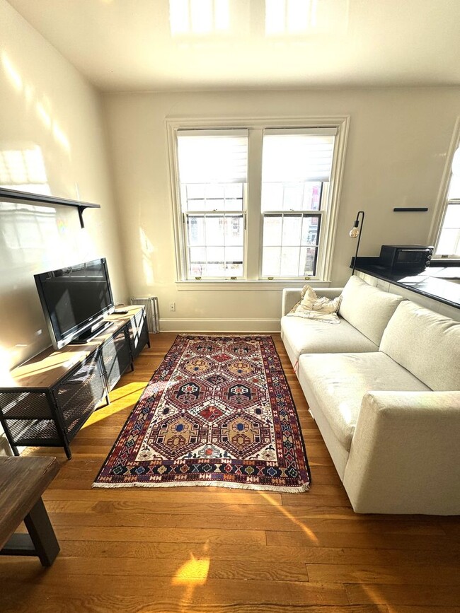 Foto del edificio - Update 1BR1BA in Georgetown with in unit w...