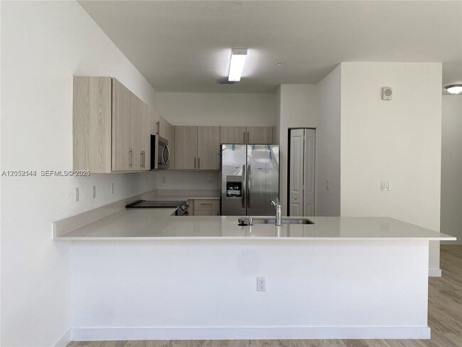 Building Photo - 15540 SW 136th St