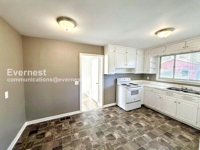 Building Photo - 937 Hickory Dr