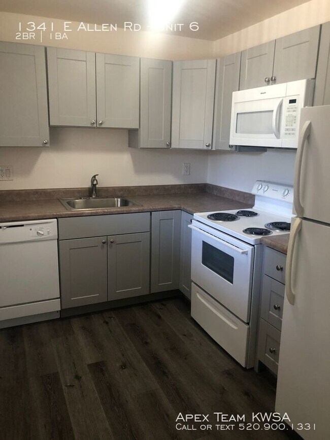 Building Photo - Remodeled 2 bed 1 bath
