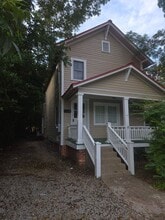 Building Photo - 611 Johnson St