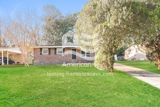 Building Photo - 4964 Gardiner Dr