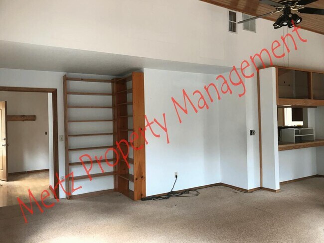 Foto del edificio - 10045 Pine Park Trail