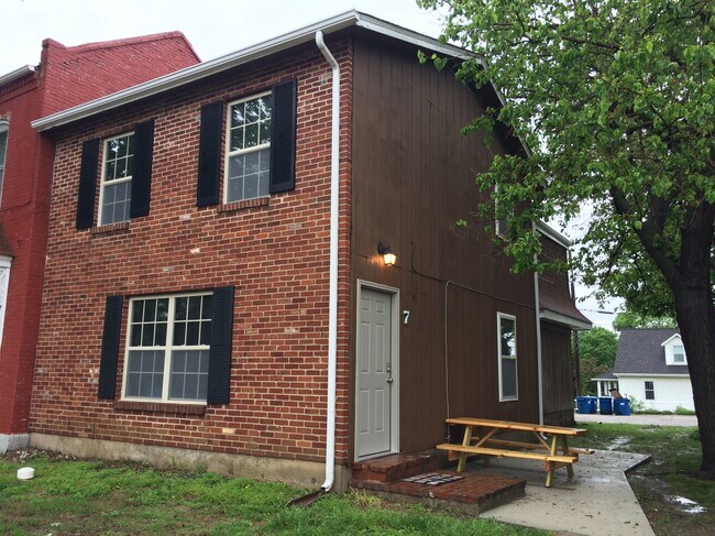 Foto del edificio - Jefferson Street Apartments