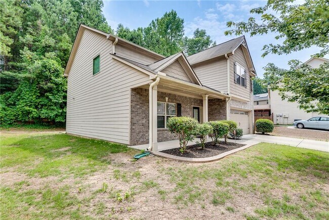 Building Photo - 933 Whitfield Oak Way NE