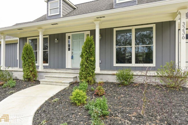Building Photo - 3236 Greenfield Dr
