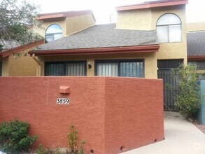 Building Photo - 3859 Paseo de Las Canchas