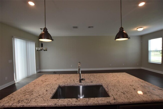 Building Photo - 7067 Carrickbend Ln