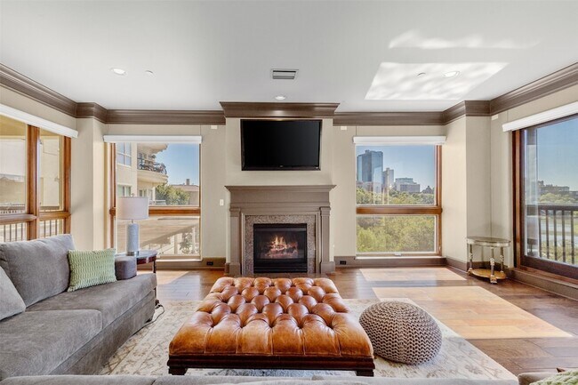 Foto del edificio - 501 Samuels Ave