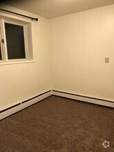 Building Photo - 939 Lathrop St