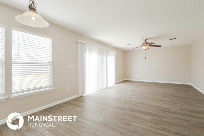 Foto del edificio - 683 Southland Ln