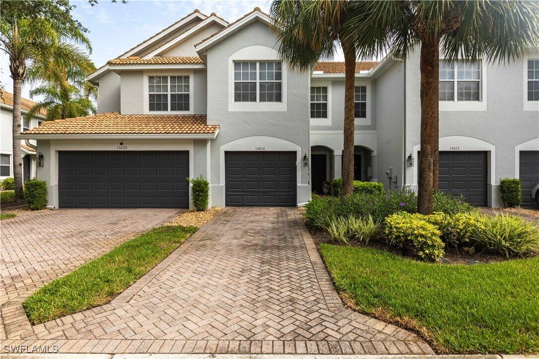 Foto principal - 15616 Marcello Cir