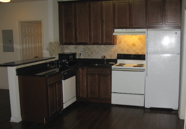 Kitchen - Continental Court Apartments