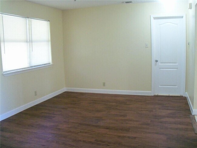Foto del edificio - 1501 Ransom St