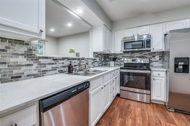 Building Photo - 13312 Goodland Pl