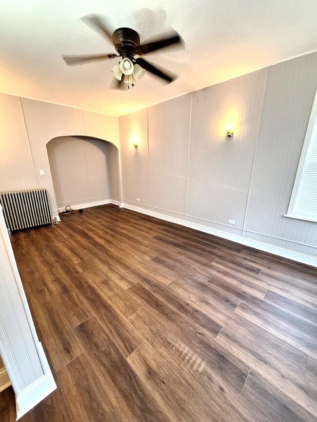 Building Photo - 2121 N Marmora Ave