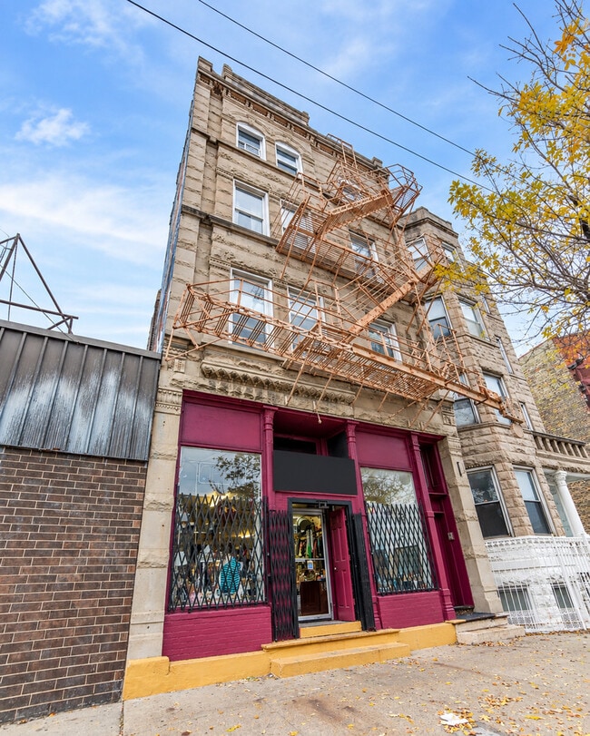 Building Photo - 1854 S Ashland Ave