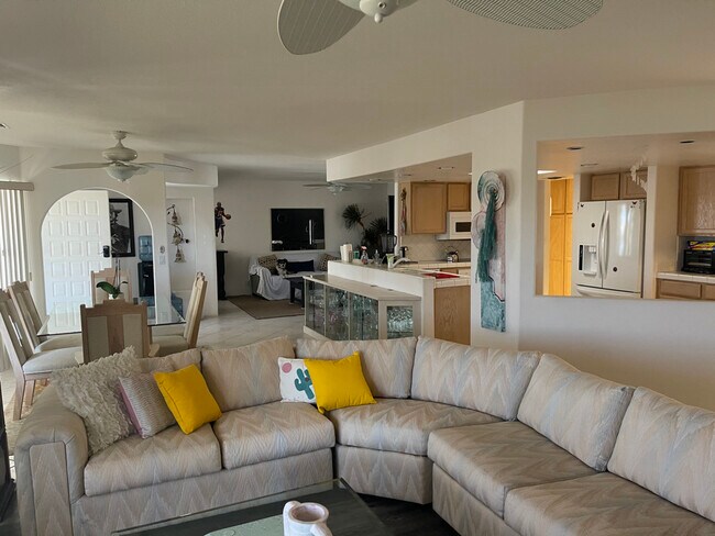 Foto del edificio - 1830 Ambas Dr