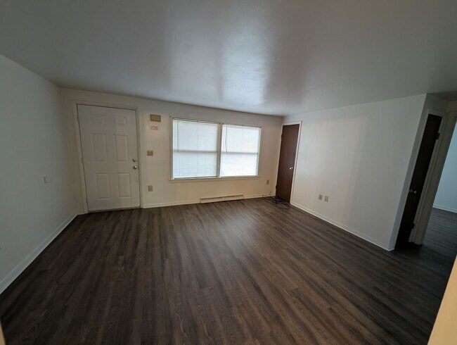 Foto del edificio - 2110-2110 Hollingsworth St