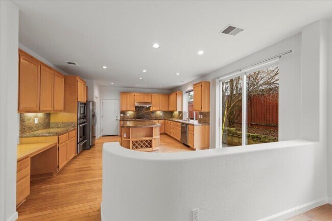 Building Photo - 3306 Etoile Ct