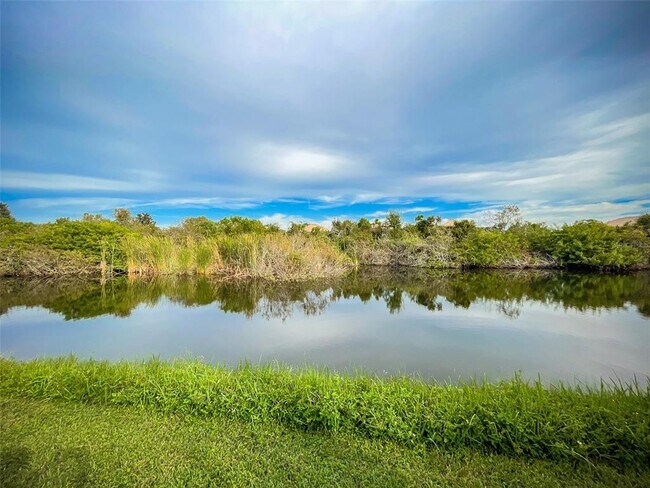 Building Photo - 1802 Auburn Lakes Cir
