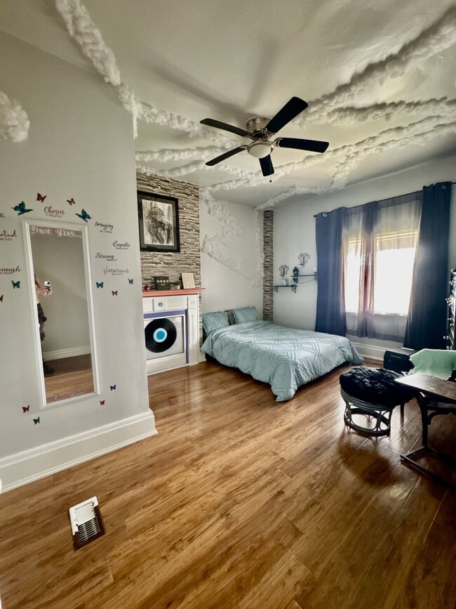 Photo - 841 Vista St Townhome