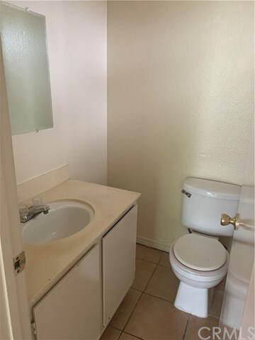 Foto del edificio - 13772 Euclid St