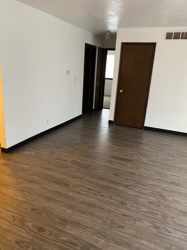 Foto del edificio - 1107 Koch St