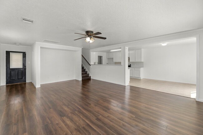 Foto del edificio - 2626 Skyview Cove Court