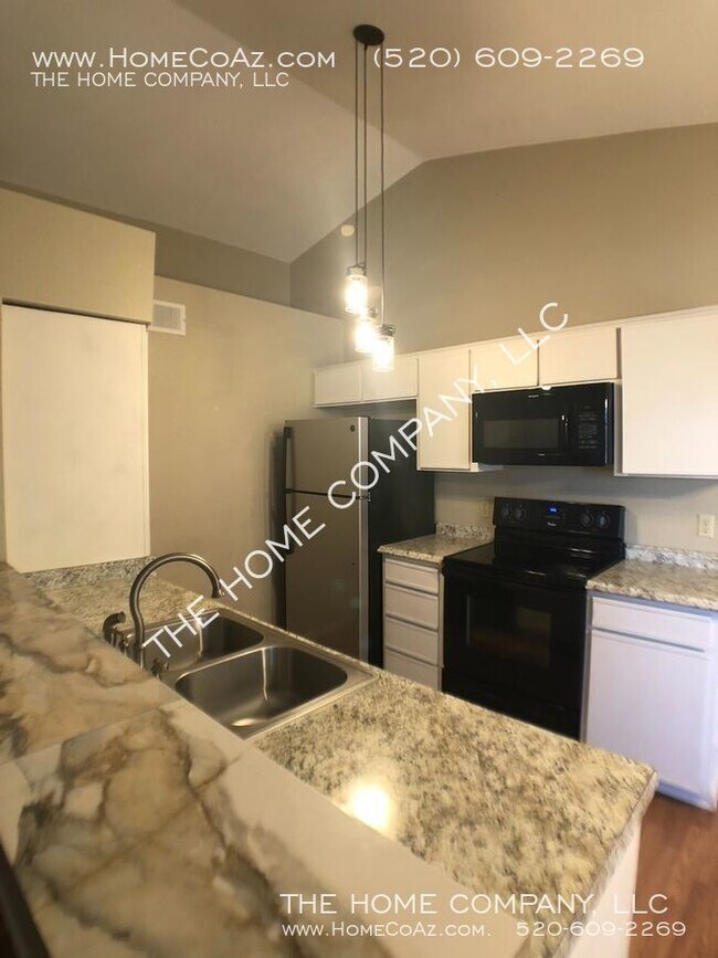 Foto del edificio - 5614 S Wood Crest Dr