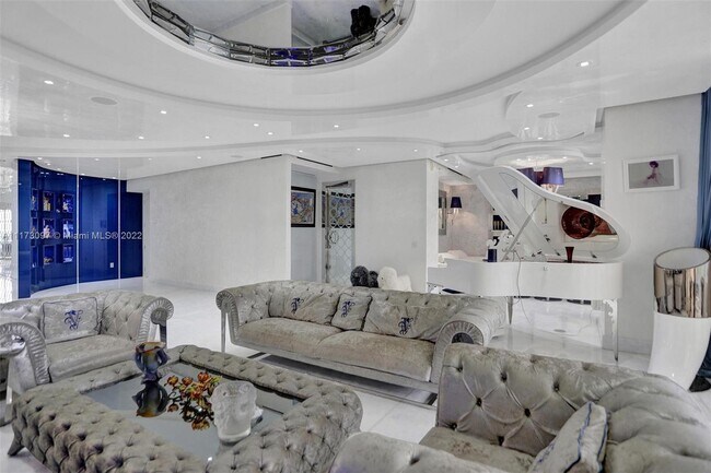 Building Photo - 9705 Collins Ave