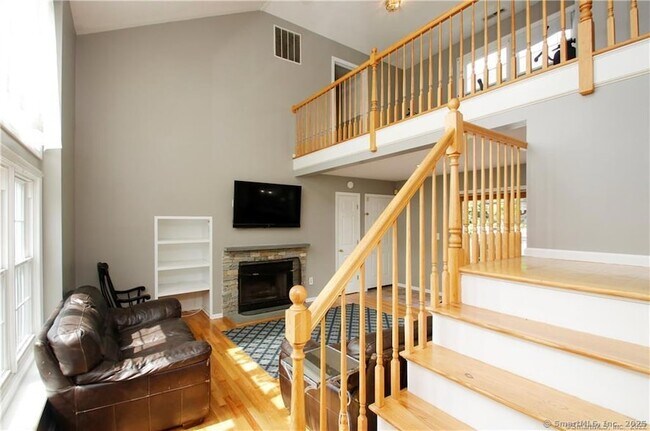 Foto del edificio - 145 Settlers Ridge Rd