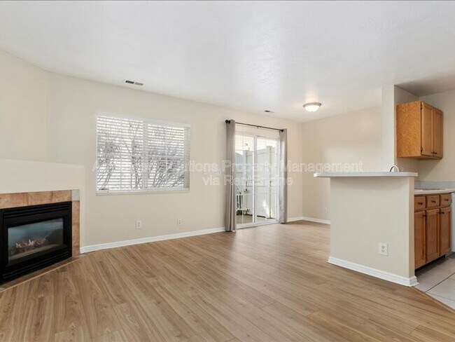 Foto del edificio - 8812 Wollemi Pine Way