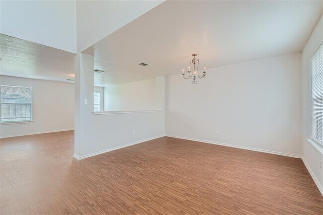 Building Photo - 18408 Cloudmore Ln