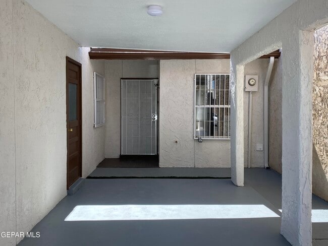 Building Photo - 3109 Wayside St
