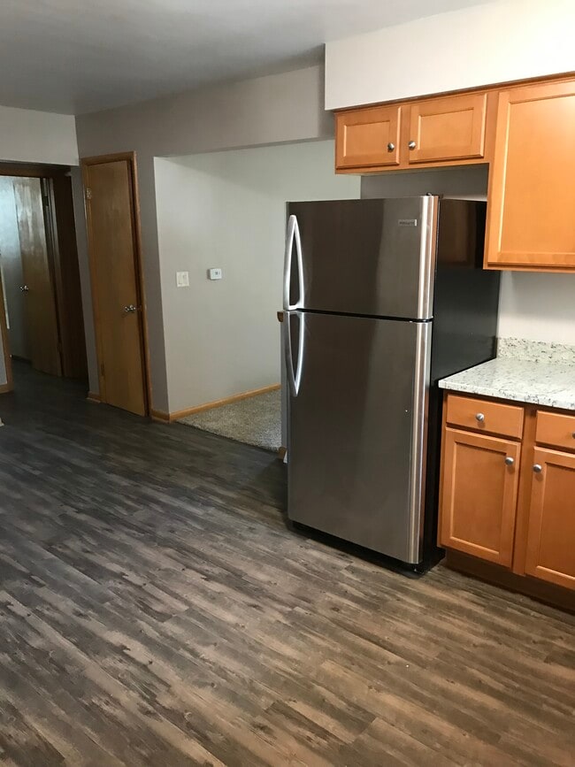 Building Photo - 1117 S 7th St