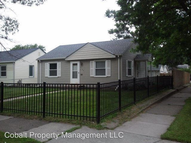 Primary Photo - 5159 Knox Ave N